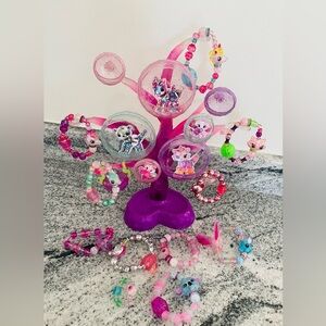 Twisty Pets Enchanted Jewelry Tree